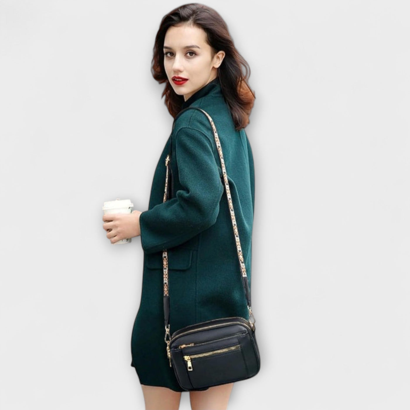 Mira -  Elegante bolso de cuero con asa