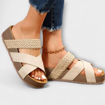 Anita – Sandalias con tiras trenzadas